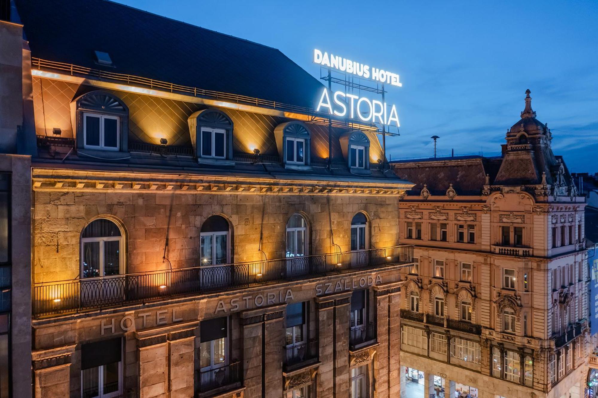 Danubius Astoria Center 4*