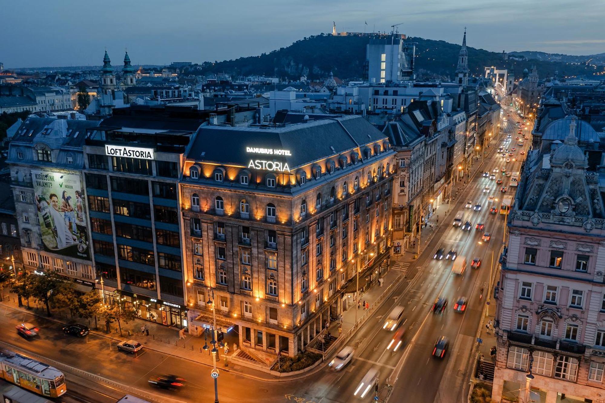 Danubius Astoria Center Hotel 4*